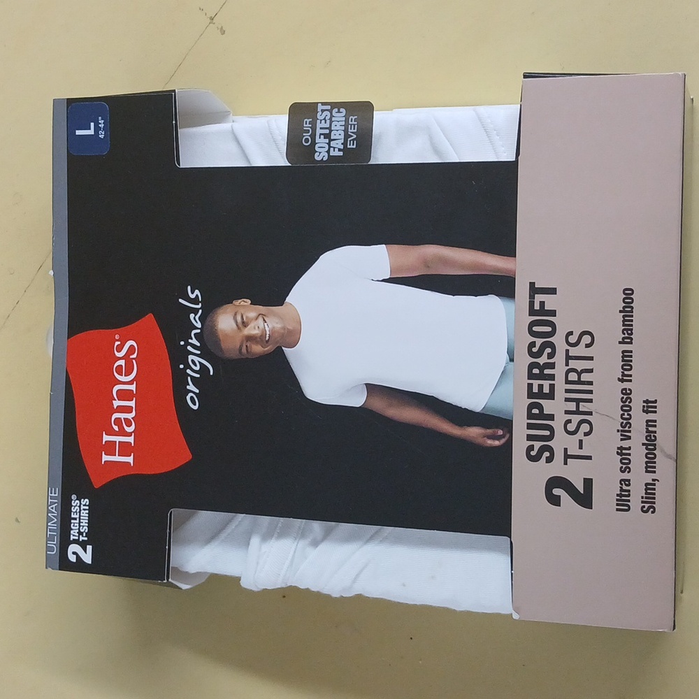 Hanes SuperSoft Crewneck Undershirts White 2-Pack Size Large NWT